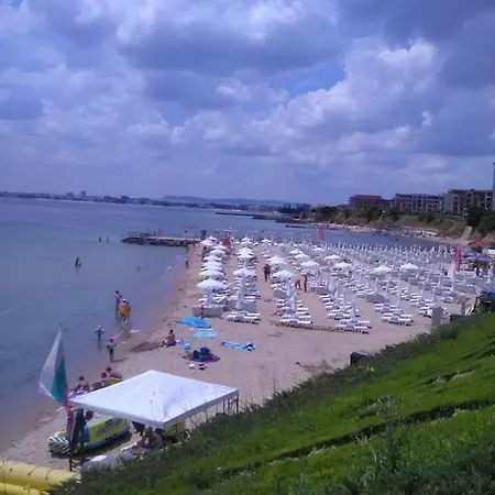 Kamena Saint Vlas